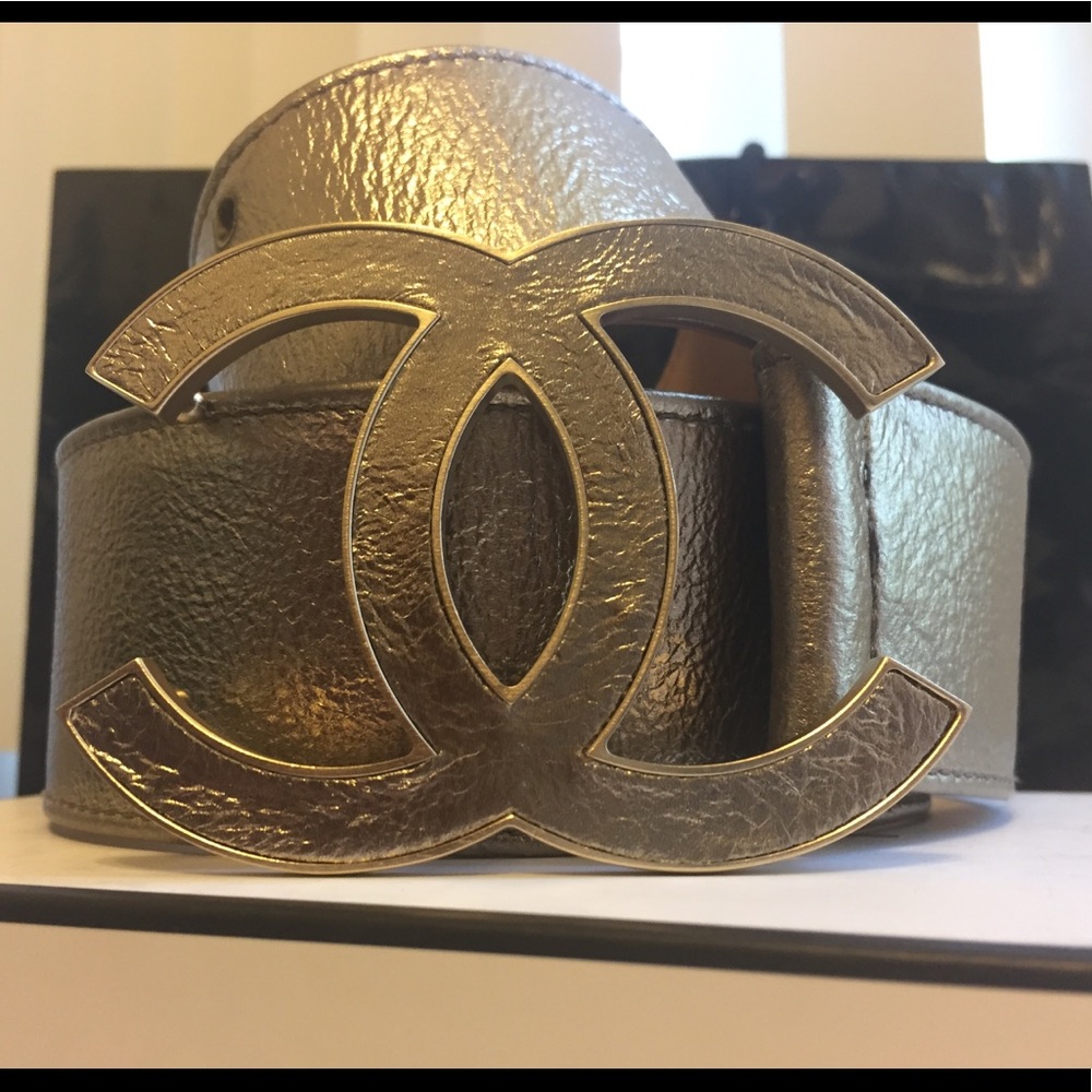 CHANEL Gold Metallic Belt